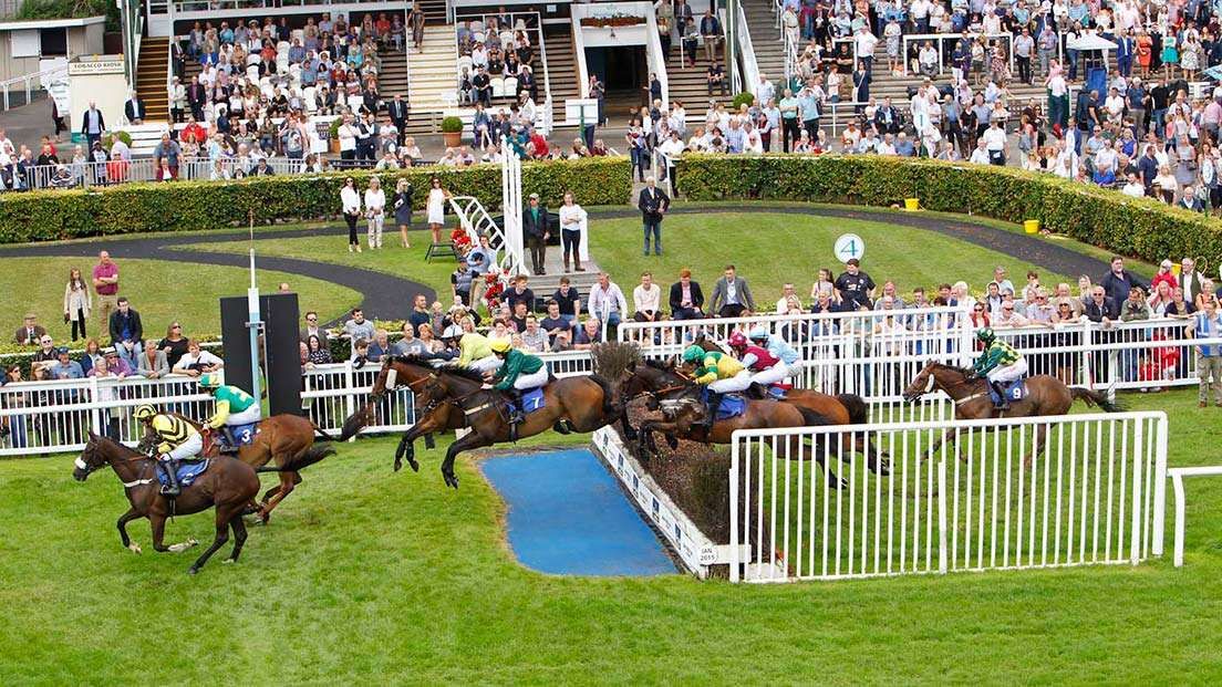 Stratford Races Hand Picked Hotels