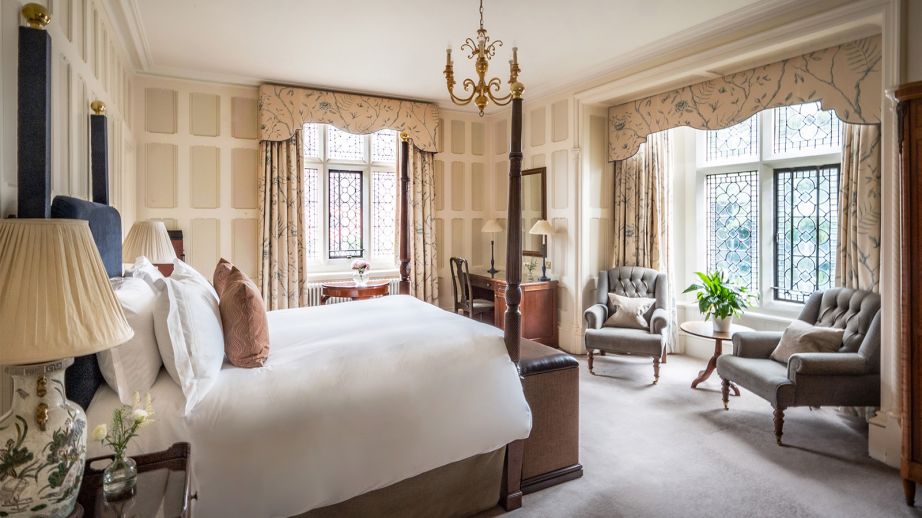 OVERNIGHT BREAK GIFT VOUCHERS